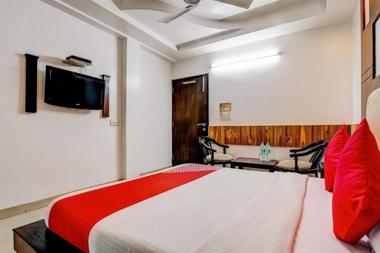 Oyo 7781 Hotel Sai International New Delhi Bagian luar foto