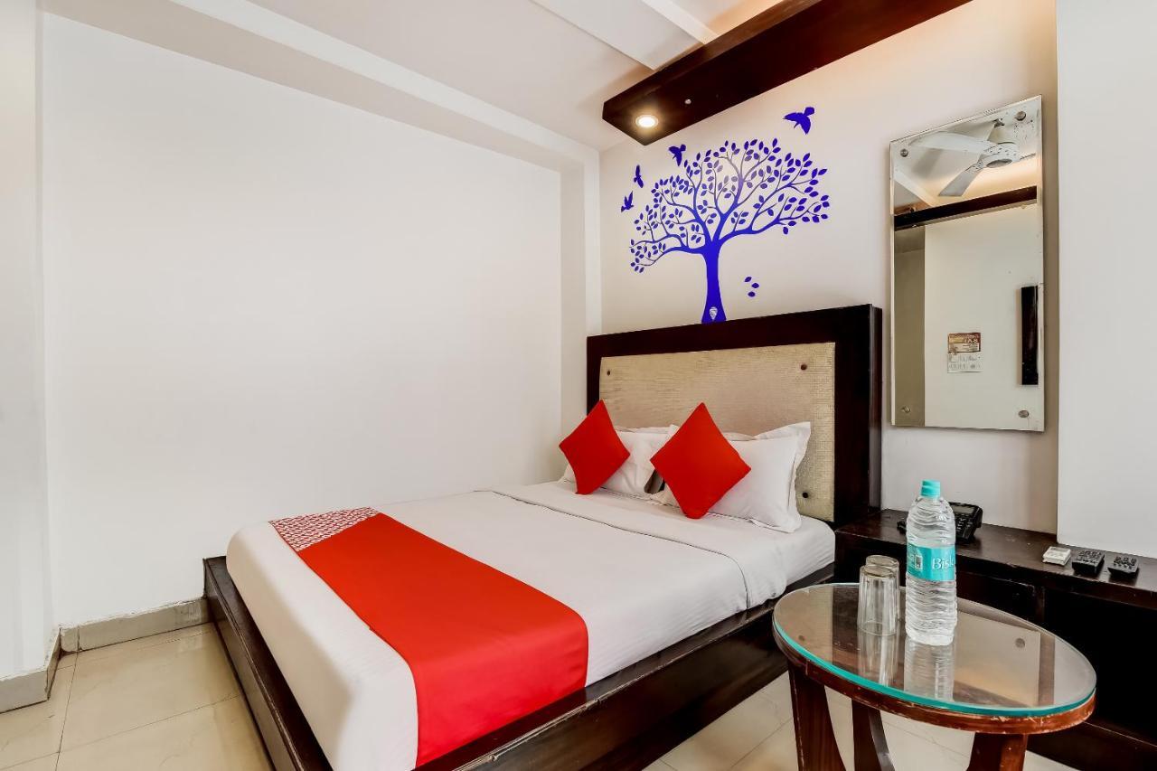 Oyo 7781 Hotel Sai International New Delhi Bagian luar foto