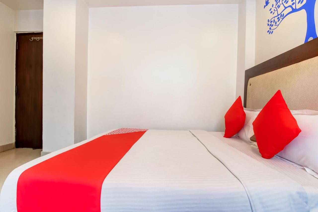 Oyo 7781 Hotel Sai International New Delhi Bagian luar foto