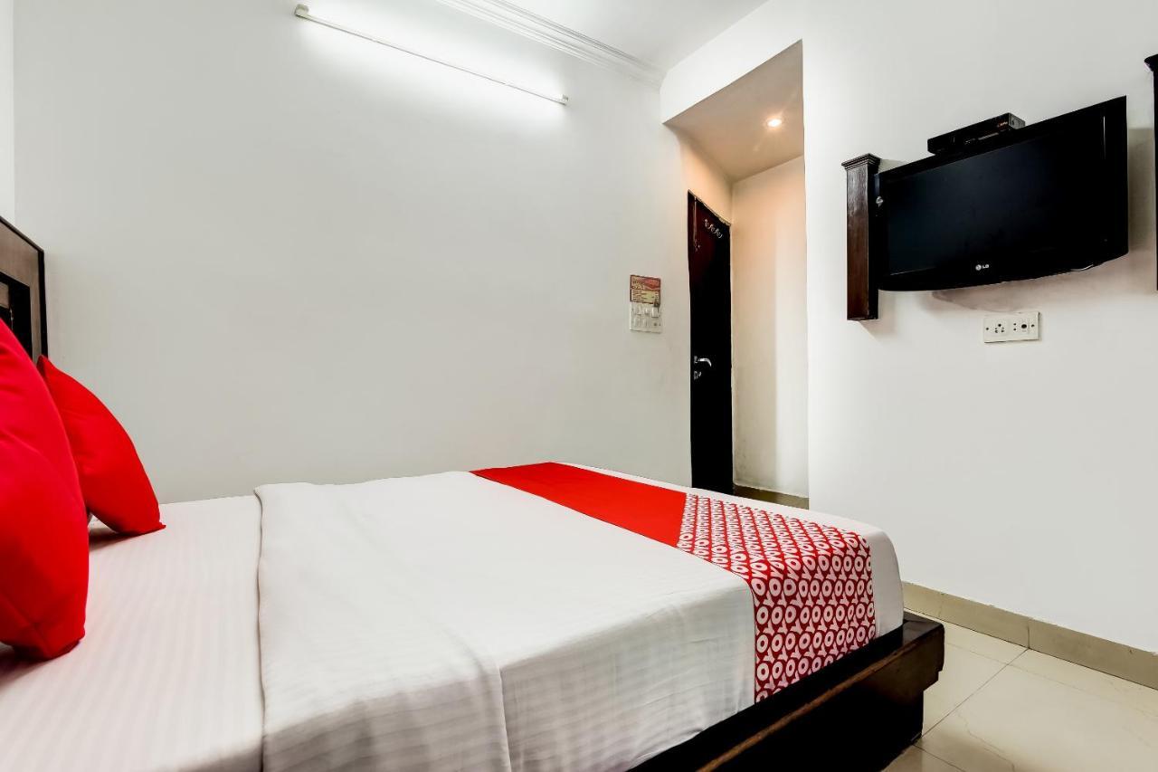 Oyo 7781 Hotel Sai International New Delhi Bagian luar foto