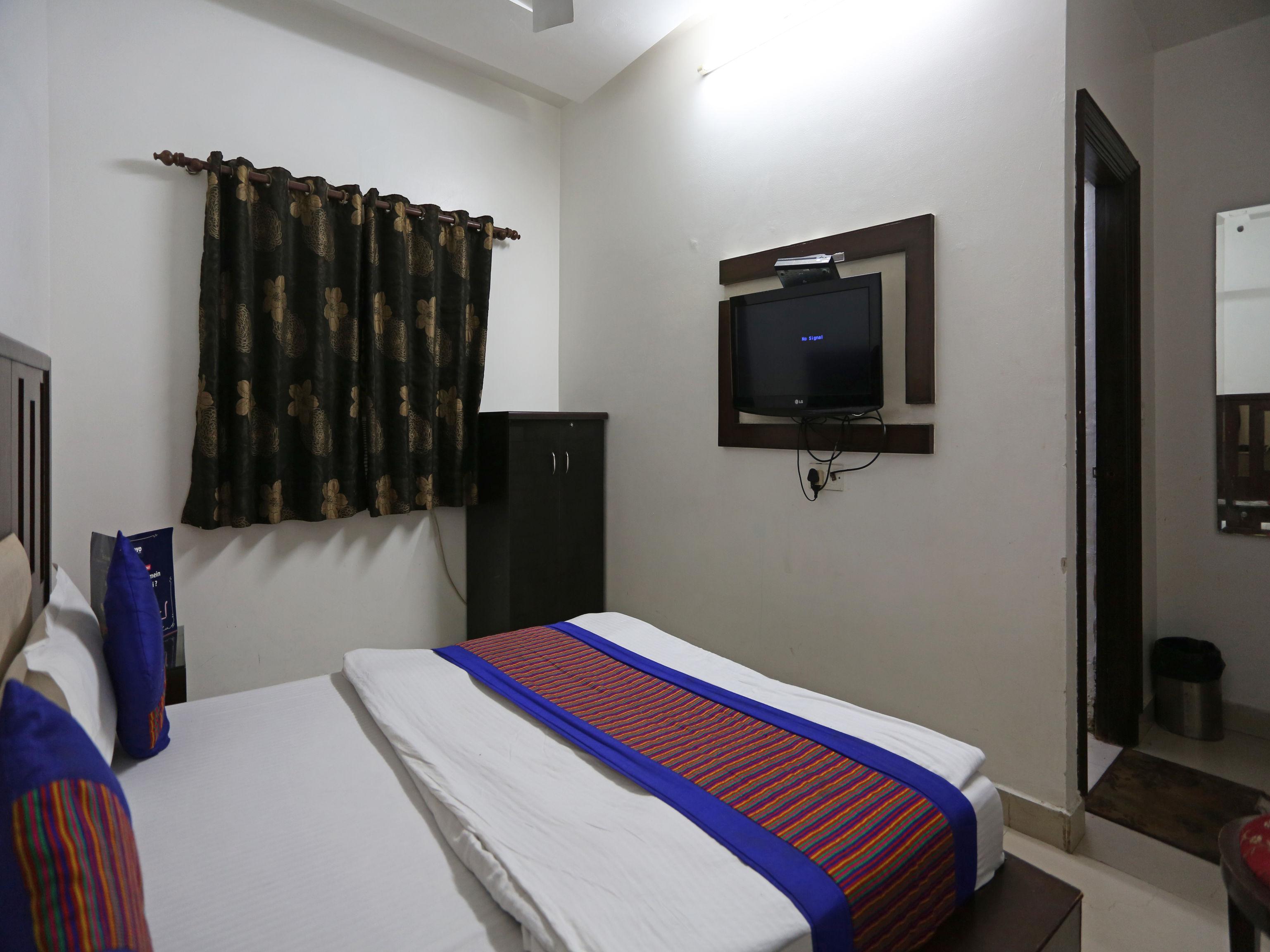 Oyo 7781 Hotel Sai International New Delhi Bagian luar foto