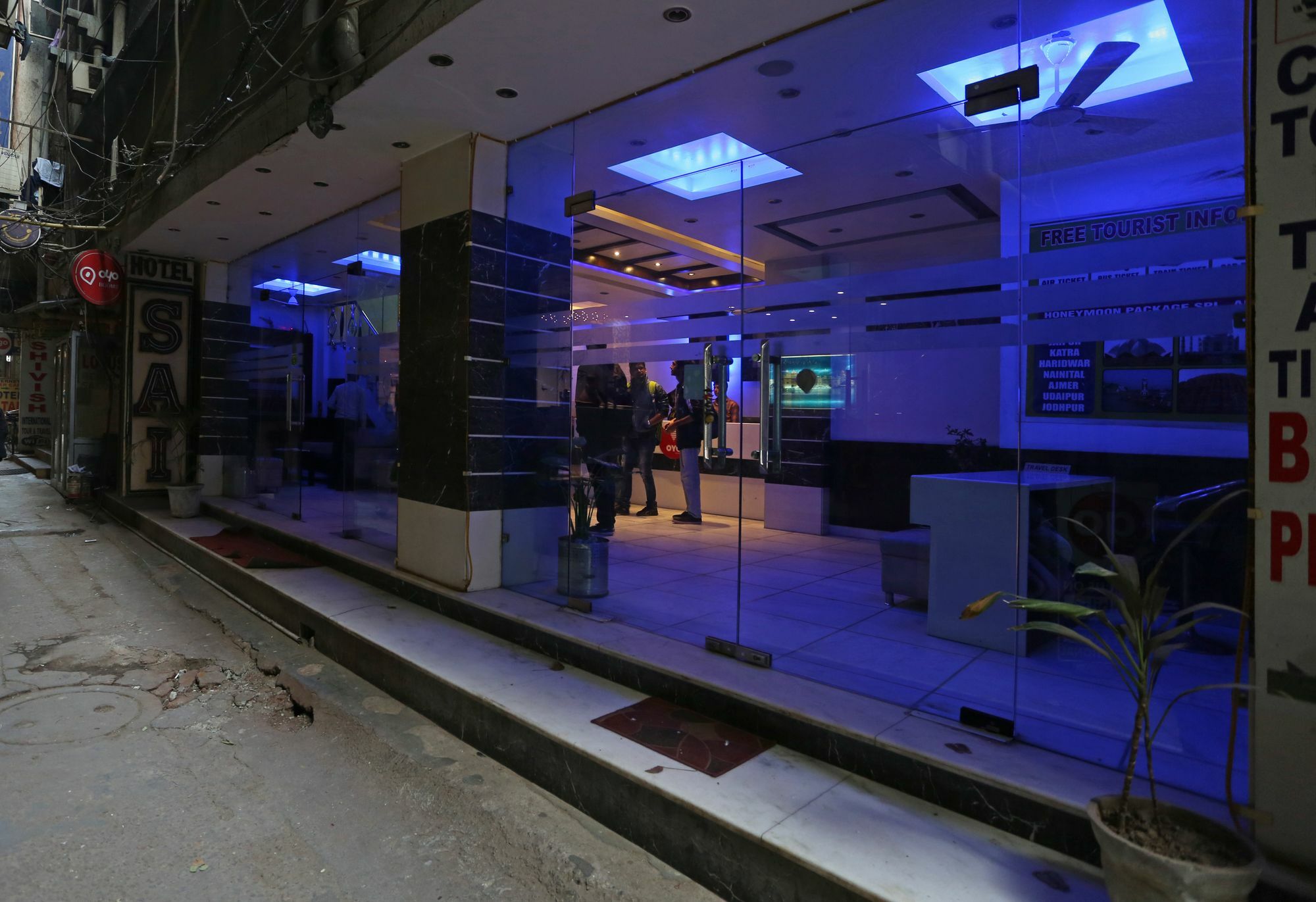 Oyo 7781 Hotel Sai International New Delhi Bagian luar foto
