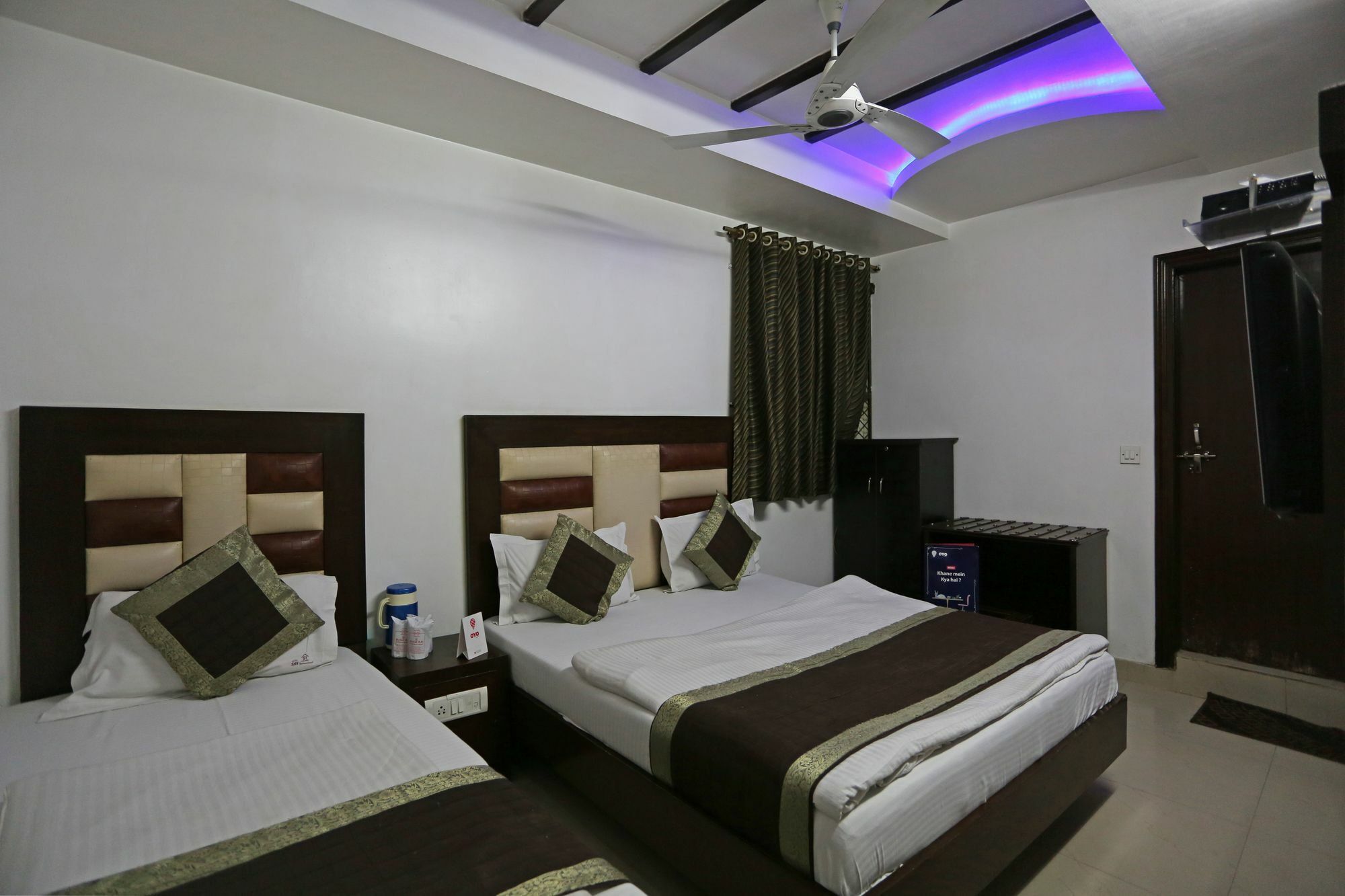 Oyo 7781 Hotel Sai International New Delhi Bagian luar foto